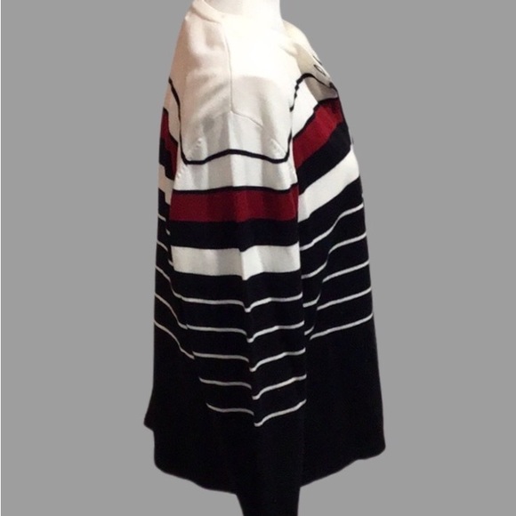 Dress Barn 2-Piece Sweater Set, Button-Up Cardigan & Matching Top, Size Large - Picture 4 of 12